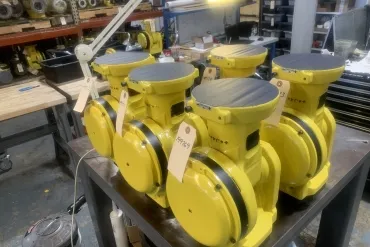 Diagnosing Robot Wrist Problems When It’s Time for Expert Repair