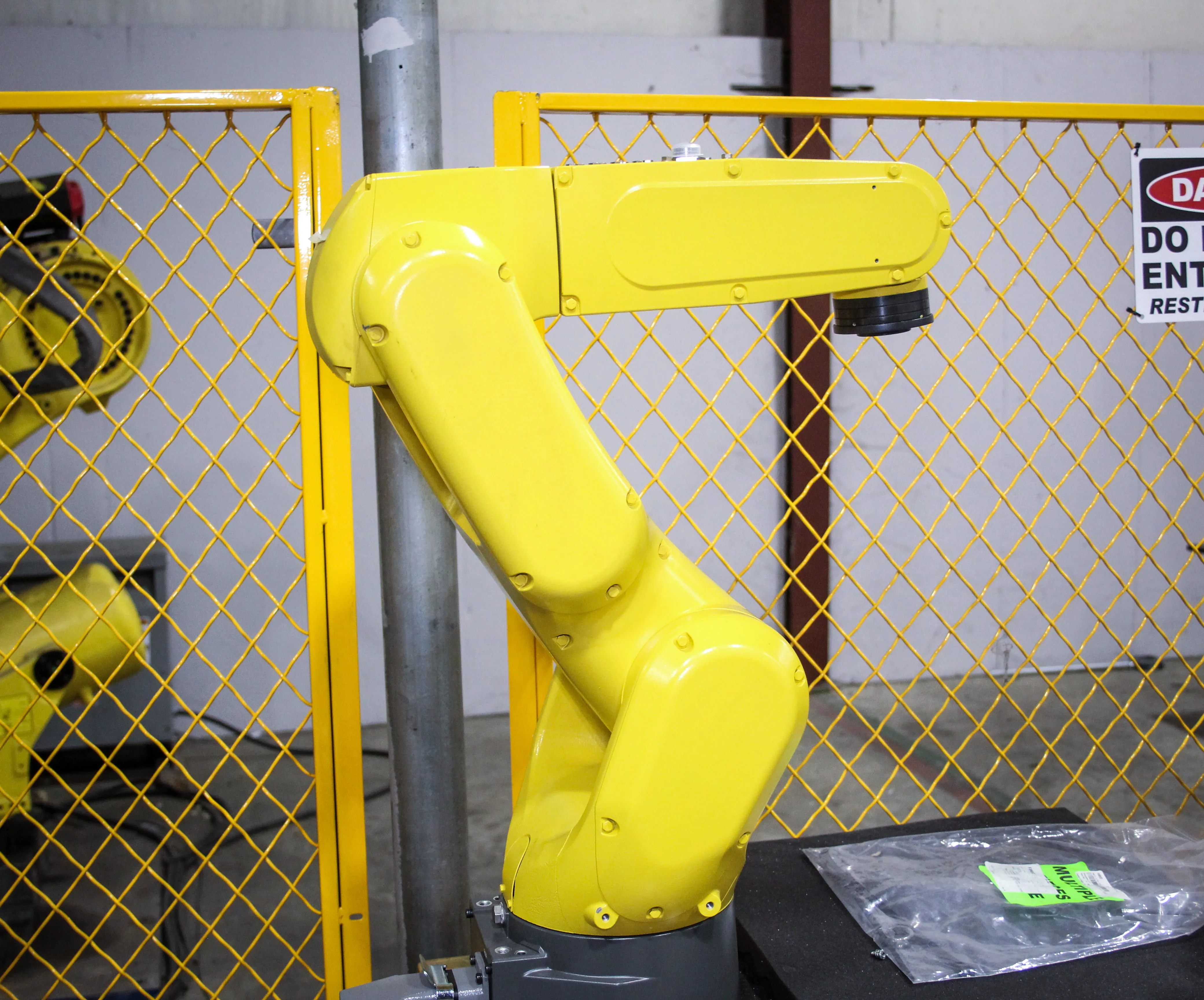 Mini Marvels: Maximizing Floor Space with Compact Refurbished Fanuc Robots