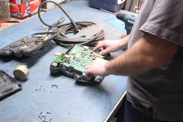 Teach Pendant Repair: Diagnosing Common Robot Failures