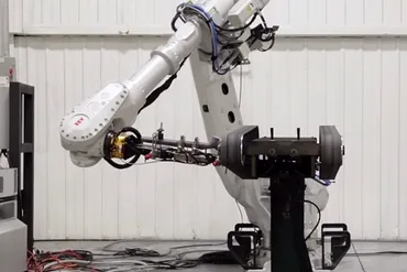 The Robotic Arm and Milling Applications
