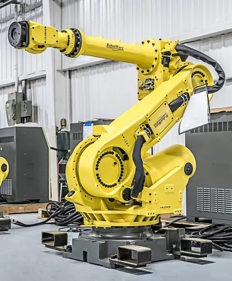 Robots for Injection Molding Applications