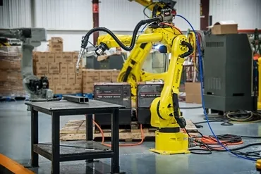 Achieving Accuracy with a Dual Fanuc ArcMate 120iB/10L Welding System