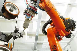 The KUKA Milling 8 kW Solution
