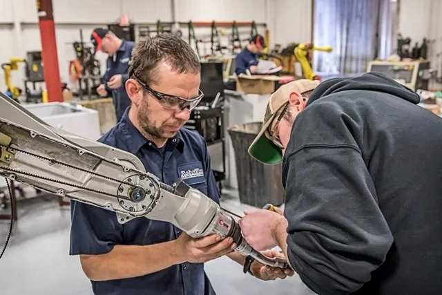 Robotic Cables: Maintenance and Replacement