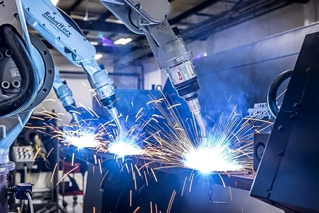 Robots Help Return the Age of Productivity
